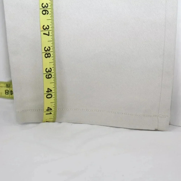 AWAY - Picture 3 of 8